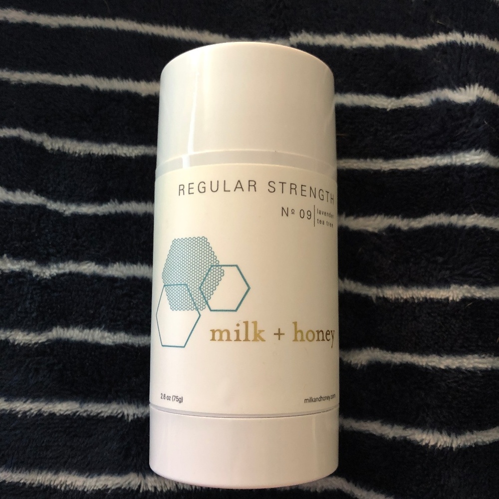 MILK & HONEY REG. STRENGTH DEOD. LAVENDER TEA TREE